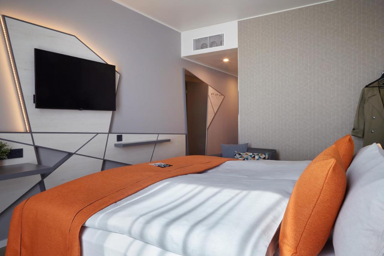 Holiday Inn - The Niu, Hub Dusseldorf Messe By Ihg エクステリア 写真