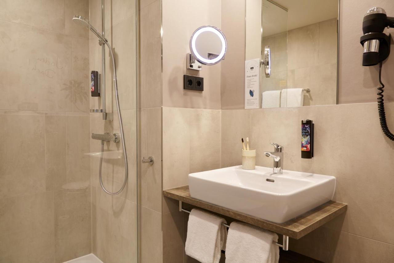 Holiday Inn - The Niu, Hub Dusseldorf Messe By Ihg エクステリア 写真