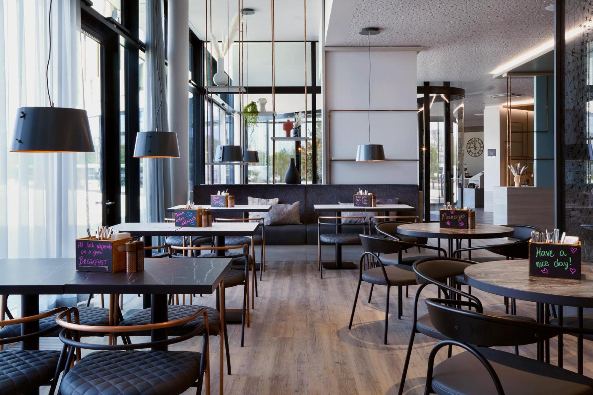 Holiday Inn - The Niu, Hub Dusseldorf Messe By Ihg エクステリア 写真